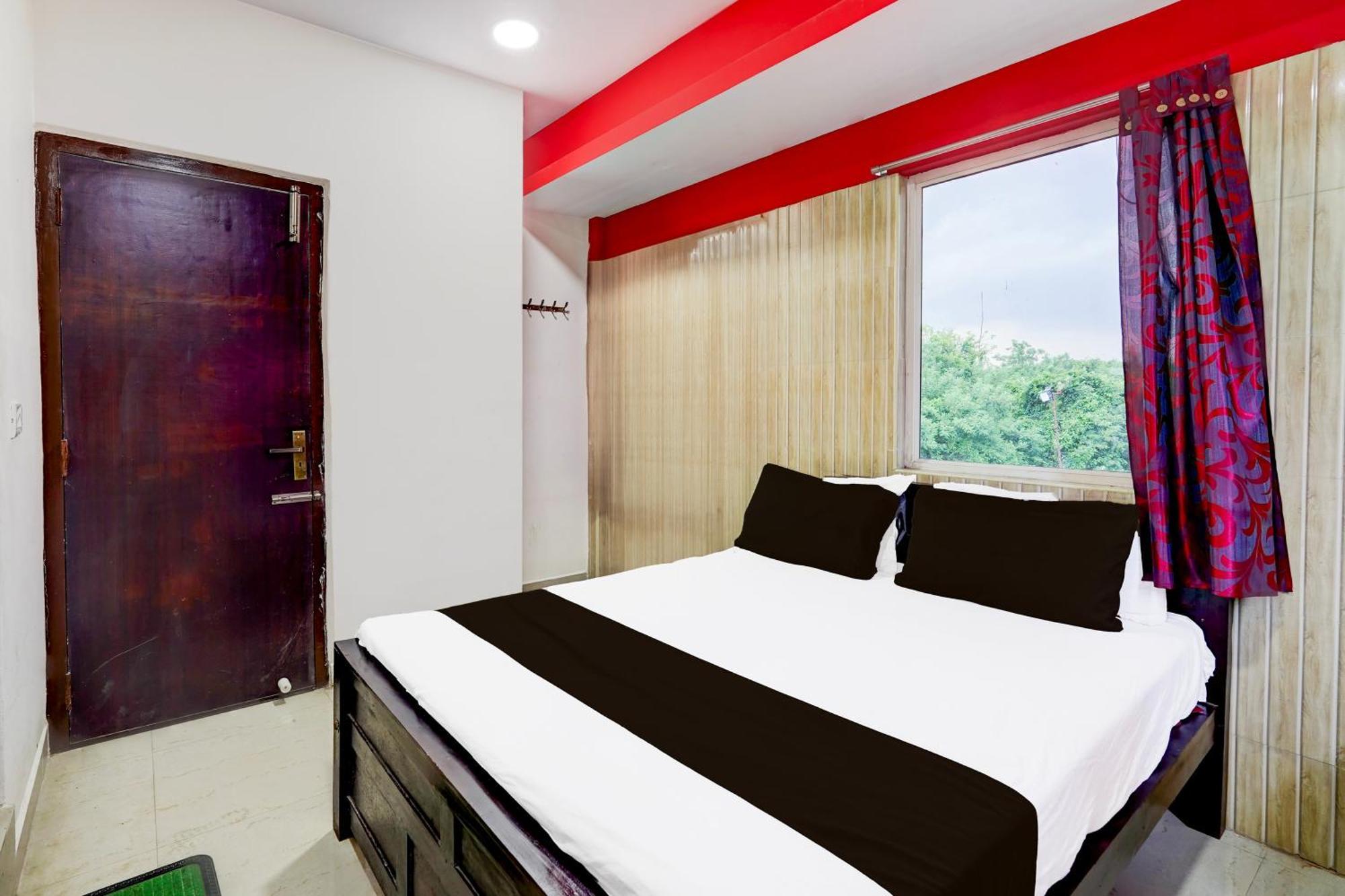 Super Collection O Kelambakkam Near Chettinad Hospital Hotel Chennai Exterior photo
