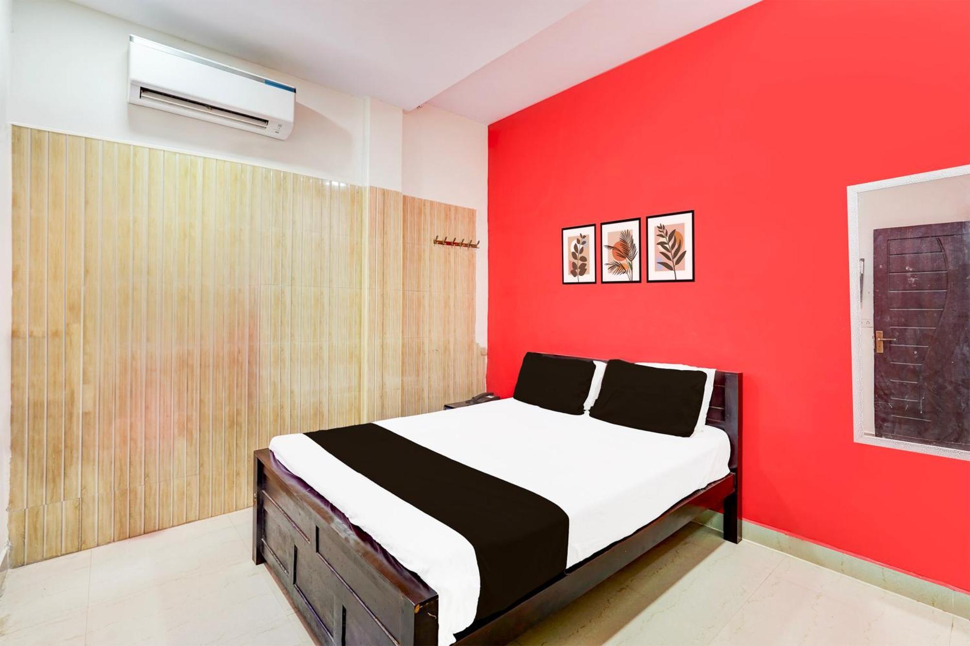 Super Collection O Kelambakkam Near Chettinad Hospital Hotel Chennai Exterior photo