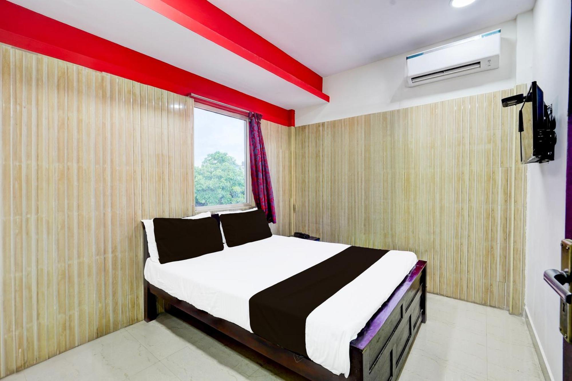 Super Collection O Kelambakkam Near Chettinad Hospital Hotel Chennai Exterior photo